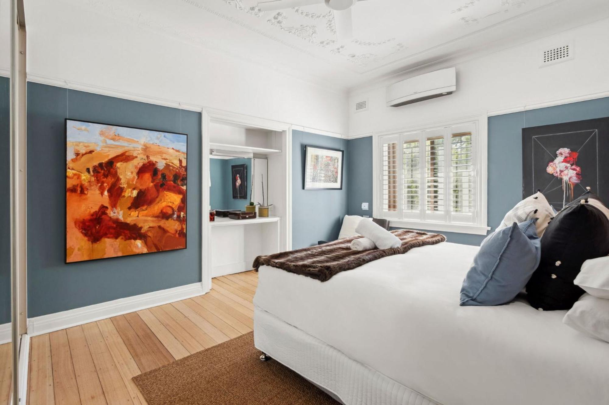 Superb 2-bed Facing Rose Bay Marina Sydney